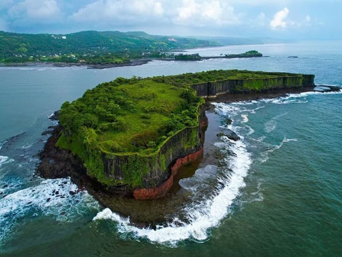 Suvarnadurg Fort